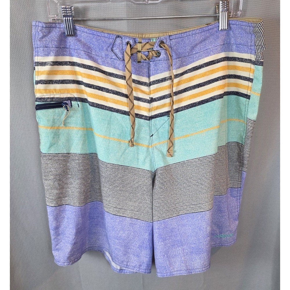 Patagonia Wavefarer Board Shorts Mens Size 34 Painted Fitz Stripe Swim Trunks